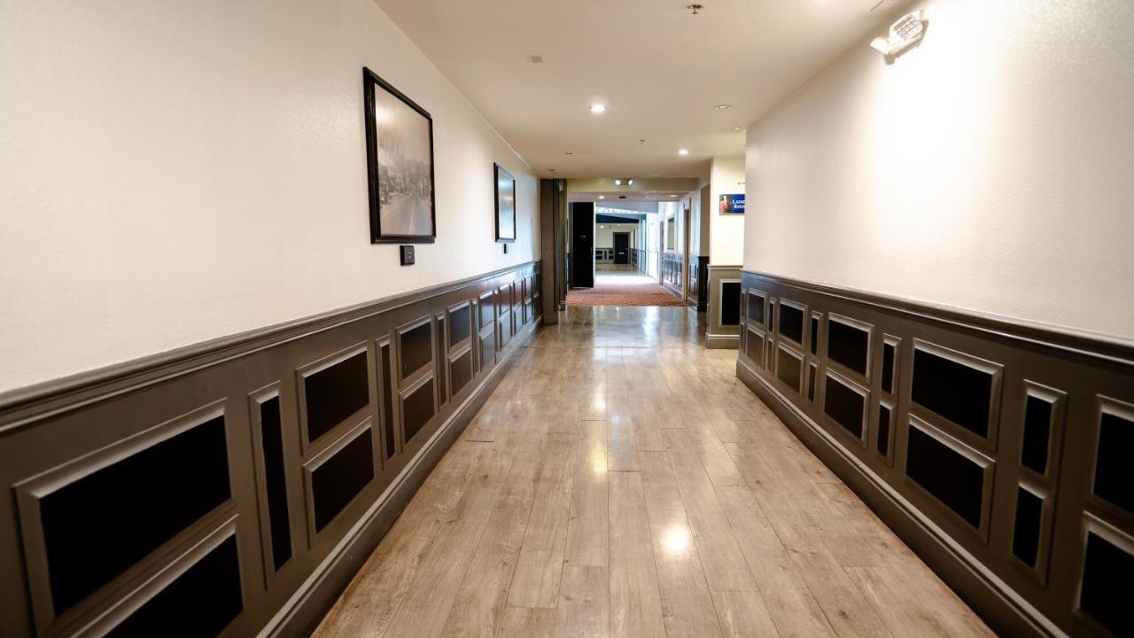 G T Hotels Inn & Suites Extended Stay 维克多维尔 外观 照片