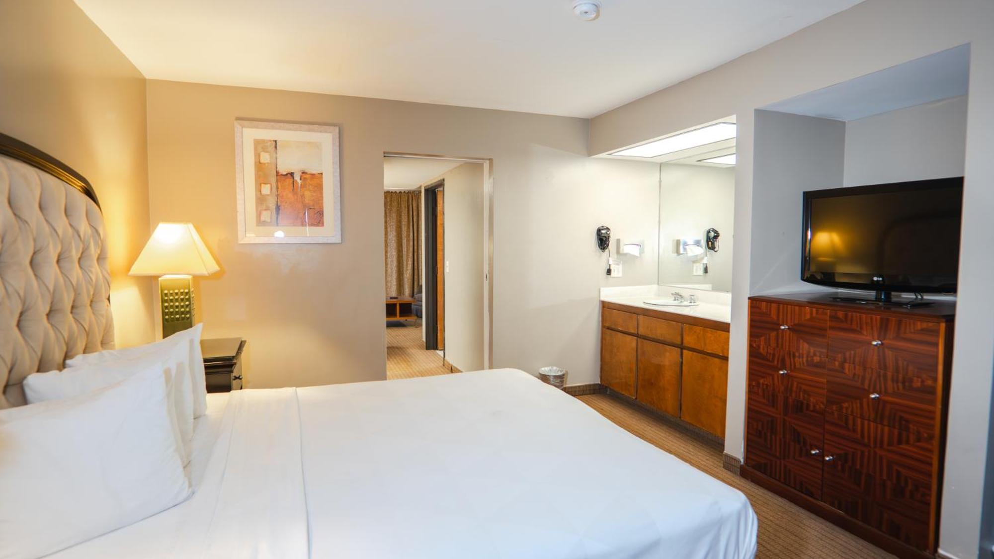 G T Hotels Inn & Suites Extended Stay 维克多维尔 外观 照片