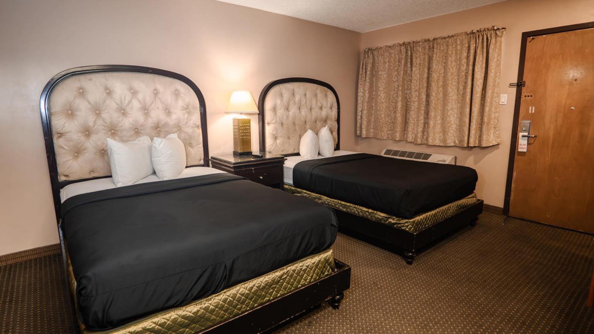 G T Hotels Inn & Suites Extended Stay 维克多维尔 外观 照片