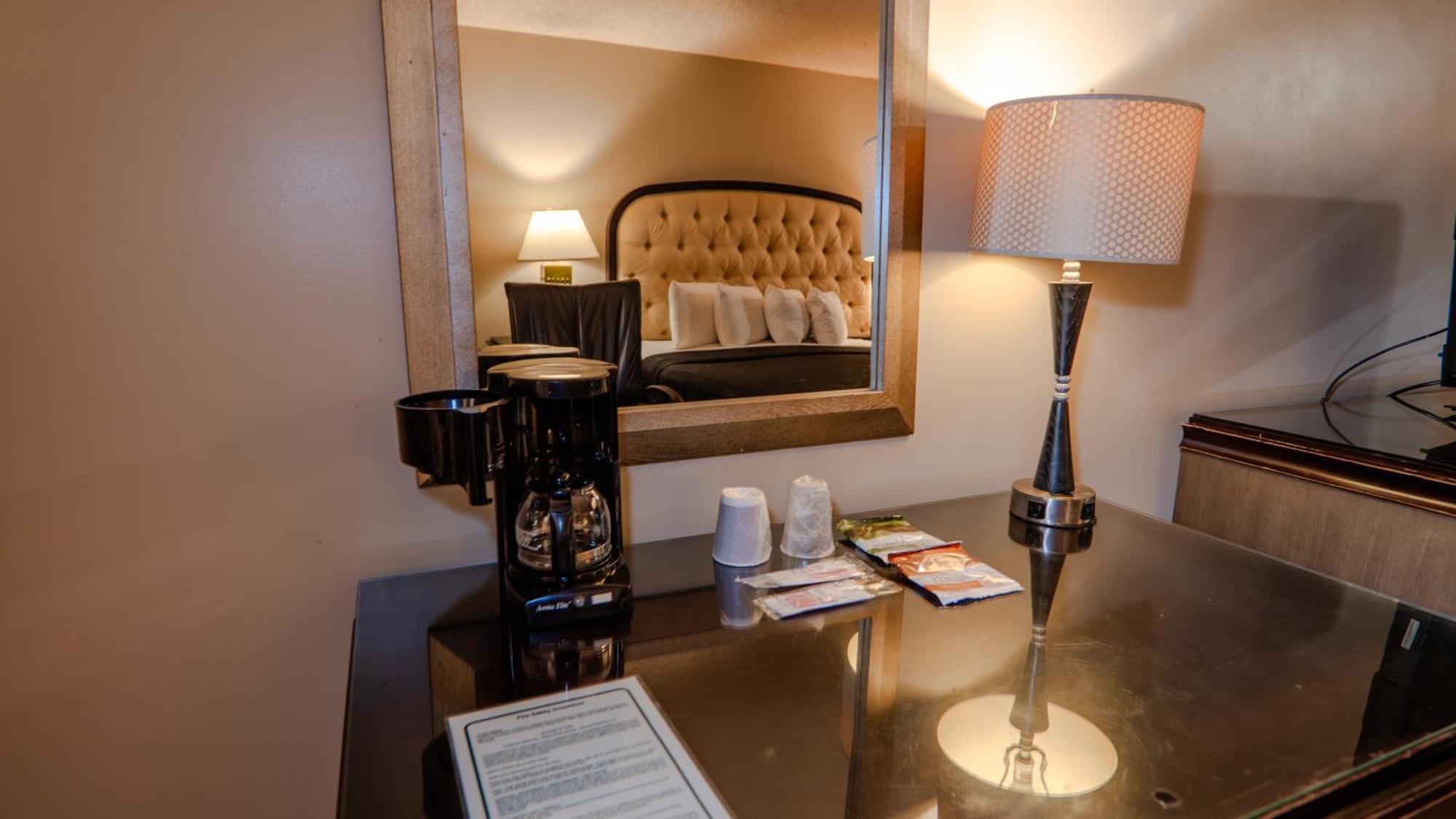 G T Hotels Inn & Suites Extended Stay 维克多维尔 外观 照片